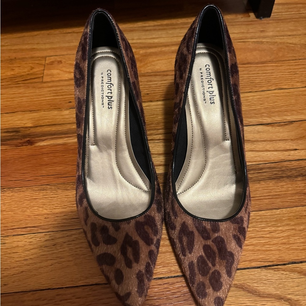 Comfort Plus by Predictions Leopard Print Pointed Toe Kitten Heel Pumps Size 9.5